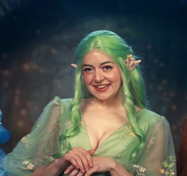 Ginny Di