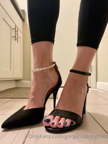 Gorgeouslongtoes