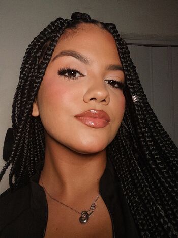 Graslayne Felix