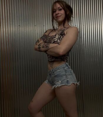 hannah_inthegym