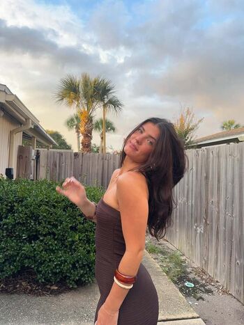 Hannah Schlenker