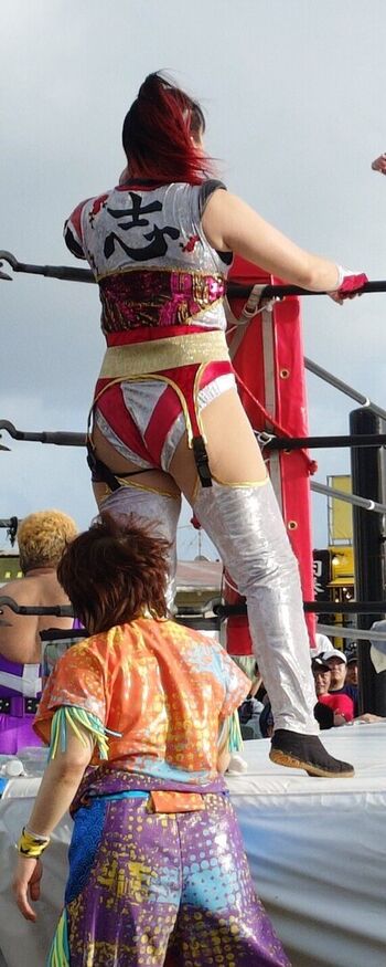 Hikaru Shida