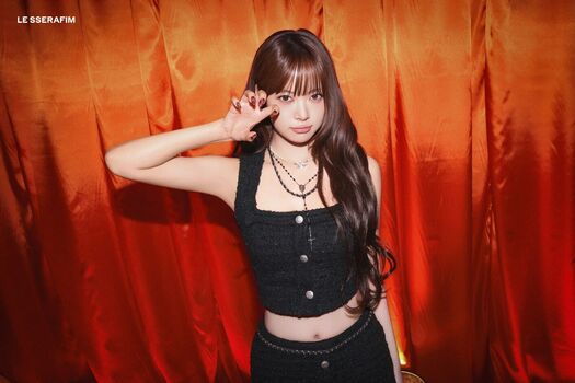 Hong Eunchae 홍은채 | LESSERAFIM