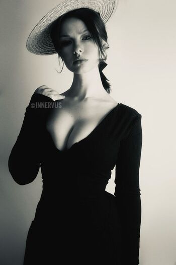 Innervus | Sun_in_a_fog | Anna