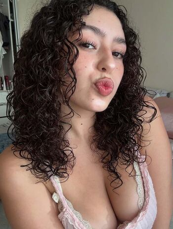 isabellaissweet