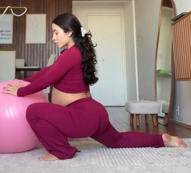 Isadora Abrahao