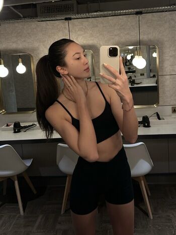 It Girl Mila