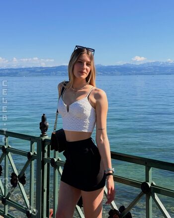 Jana Rothmund