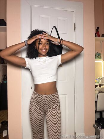 jazzylilyy