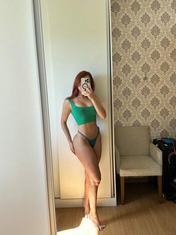 Jennefer Karoline