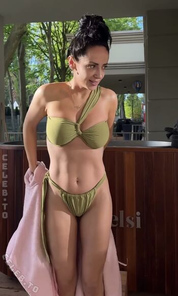 Jennifer Saro