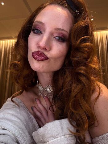 Jess Glynne