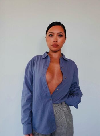 Julia Kelly