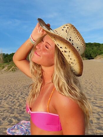 Kaleigh Kehrwecker