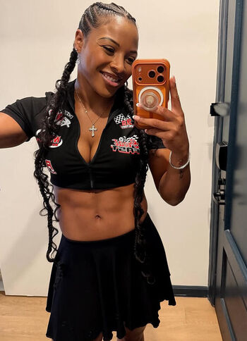 Kali Armstrong WWE