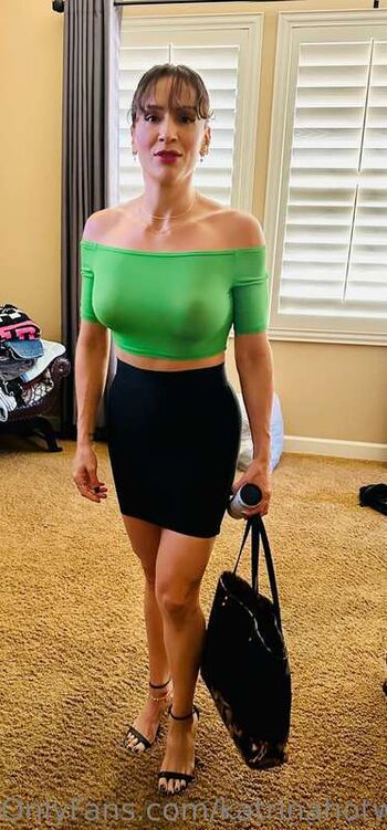 Katrina Hotwife