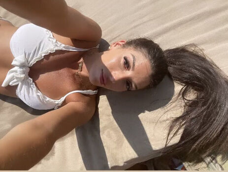 la_la_laura88