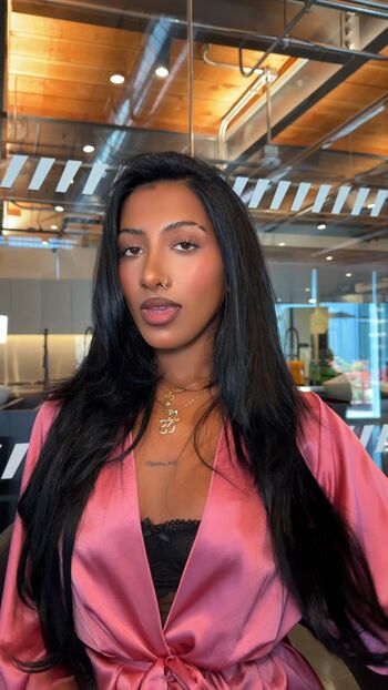Lara Raj