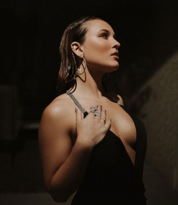 Larissa Manoela