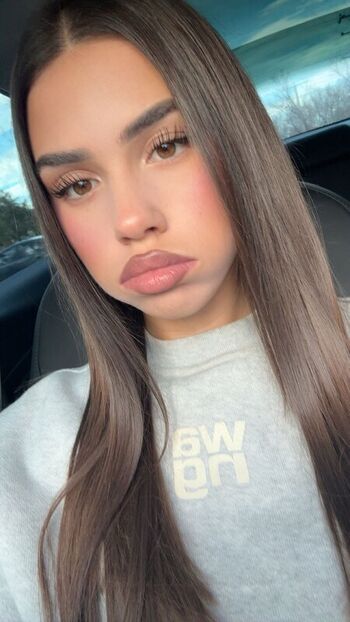 Leah Halton