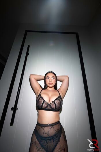 Leave The High Heels On