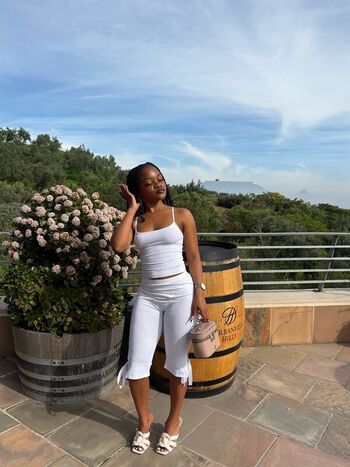 Leigh Mag
