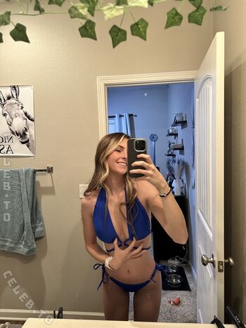 Lexi Smith