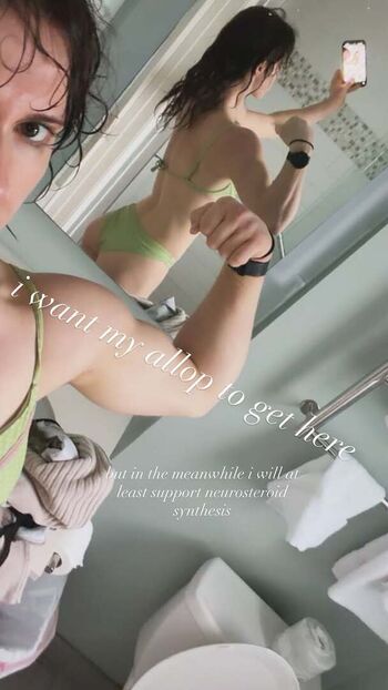 lifterlily_