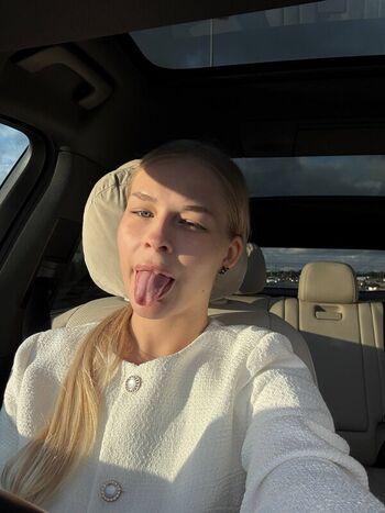 Liyastar_