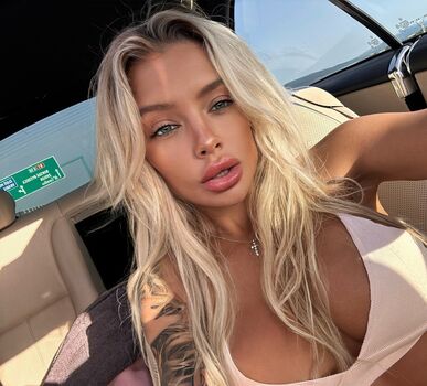Lola Sky