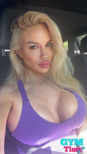 Luciana Salazar