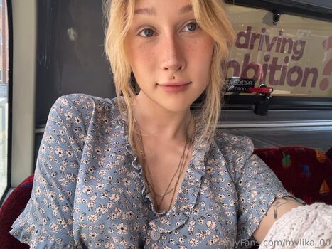 Malika_00