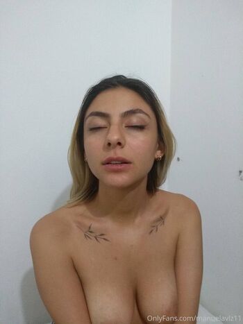Manuela Velez