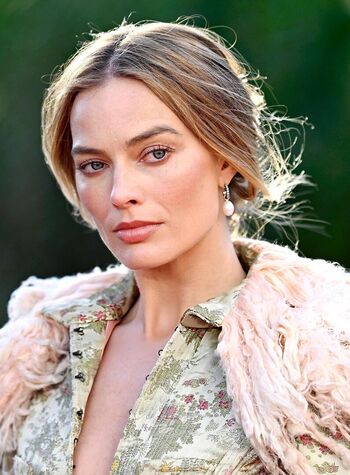 Margot Robbie