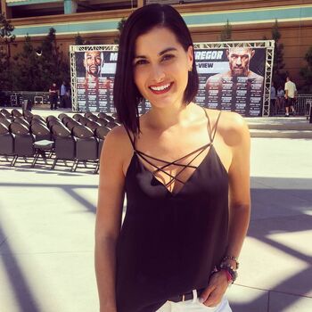 Megan Olivi