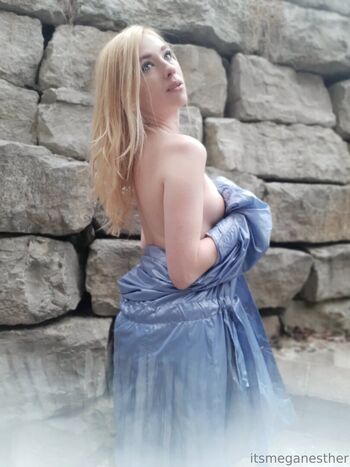 meganthickthighsfree