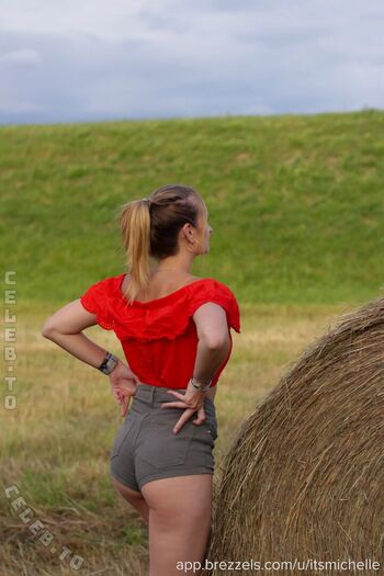 Michellegrsz / 112_michelle