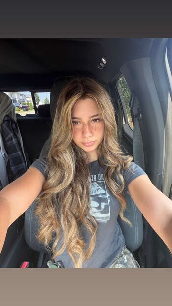 Mikayla Campinos