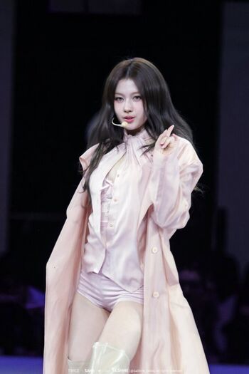 Minatozaki Sana