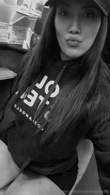 mixedmama96