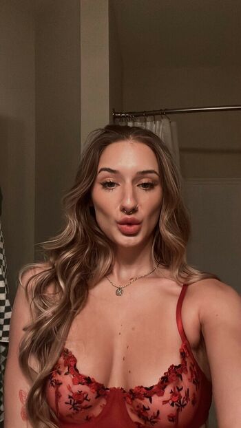 mollycyrusnextdoor