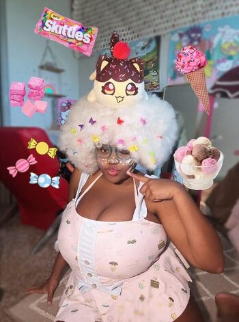 Momosokawaiiiii