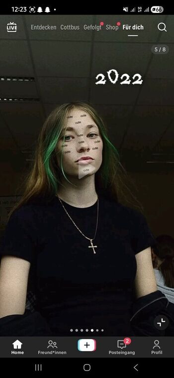 Mona Mona