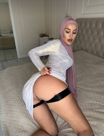moon_adelin