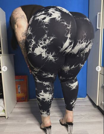 Muscle-fat Girls