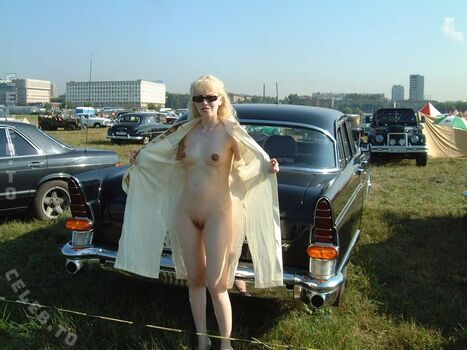 Nackt In Russland