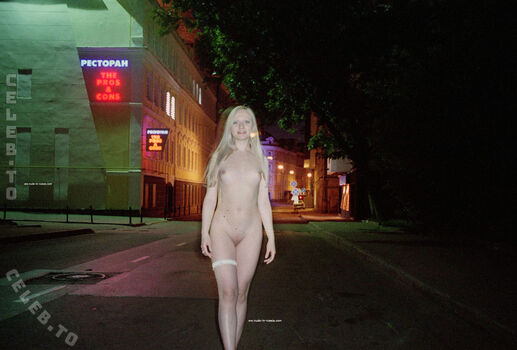 Nackt In Russland