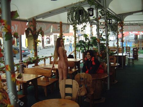 Nackt In Russland