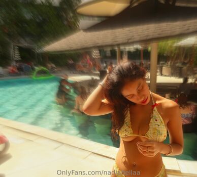 nadiabellaa