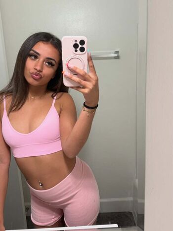nadiasultanx